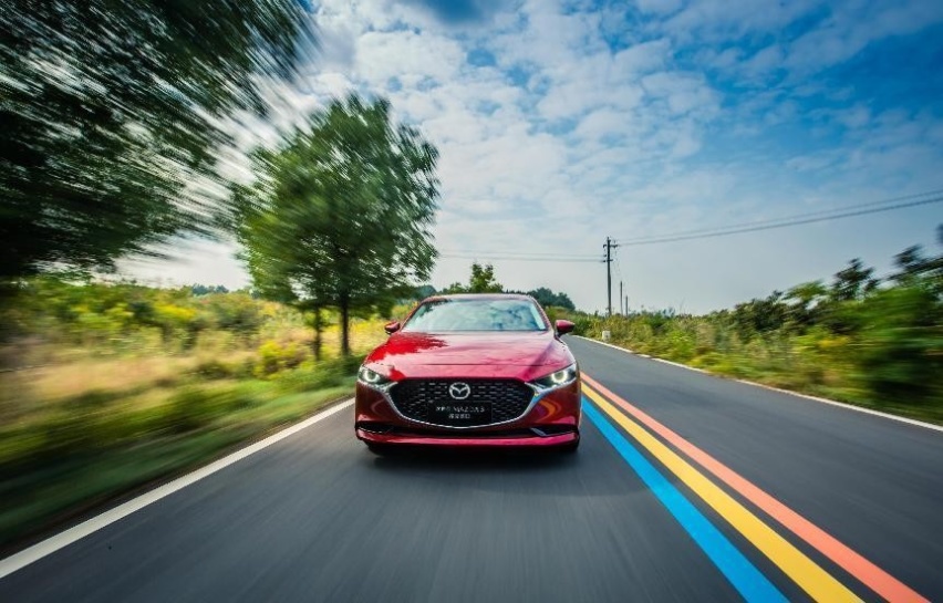 8.99万能入手长安马自达 次世代 MAZDA 3 昂克赛拉，真的香？