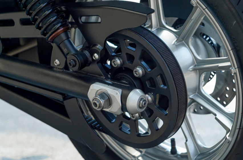 中排量双缸日式Bobber，香帅苍云500MAX，外观更符国人审美