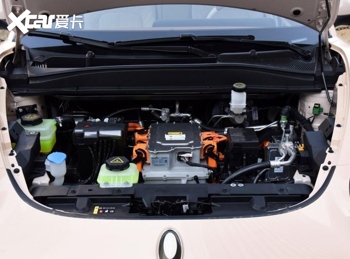 预算10万买啥新能源车？欧拉好猫对比比亚迪e2