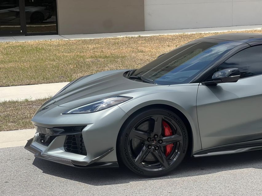 雪佛兰 Corvette C8 Z06，跑车与哑光质感漆面更般配