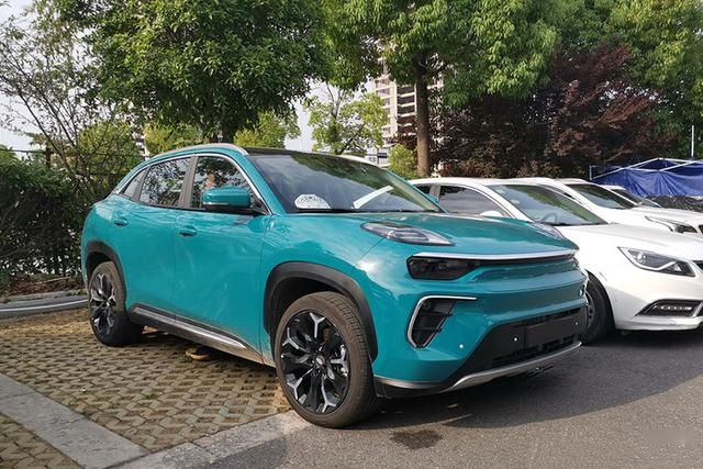 奇瑞eQ5实车曝光！纯电续航600km配全铝车身，可造型怎么像领克？