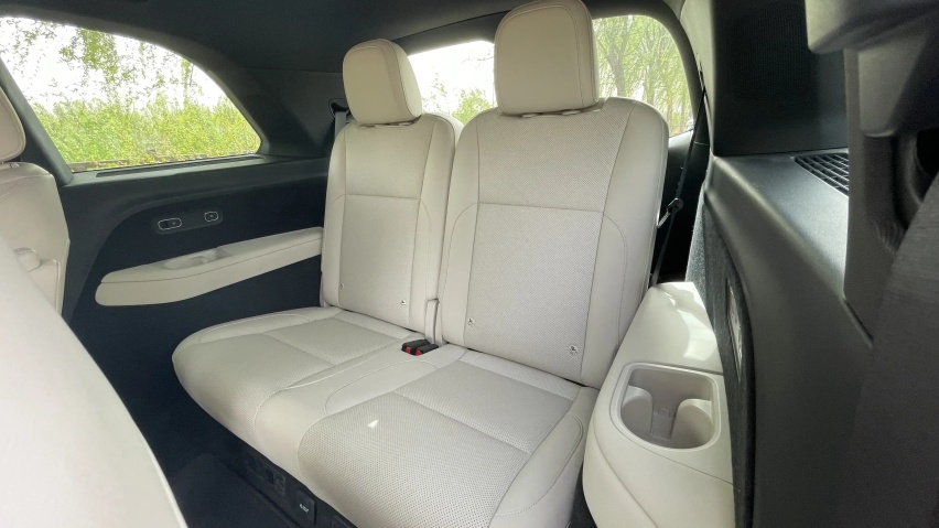 理想汽车作为30万的SUV，为什么销量始终那么好呢