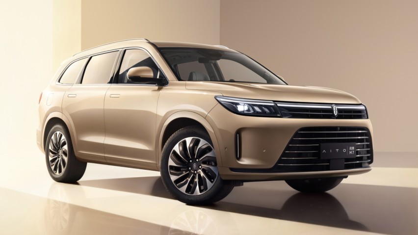 问界M7对比Model Y 30万级到底该买谁？