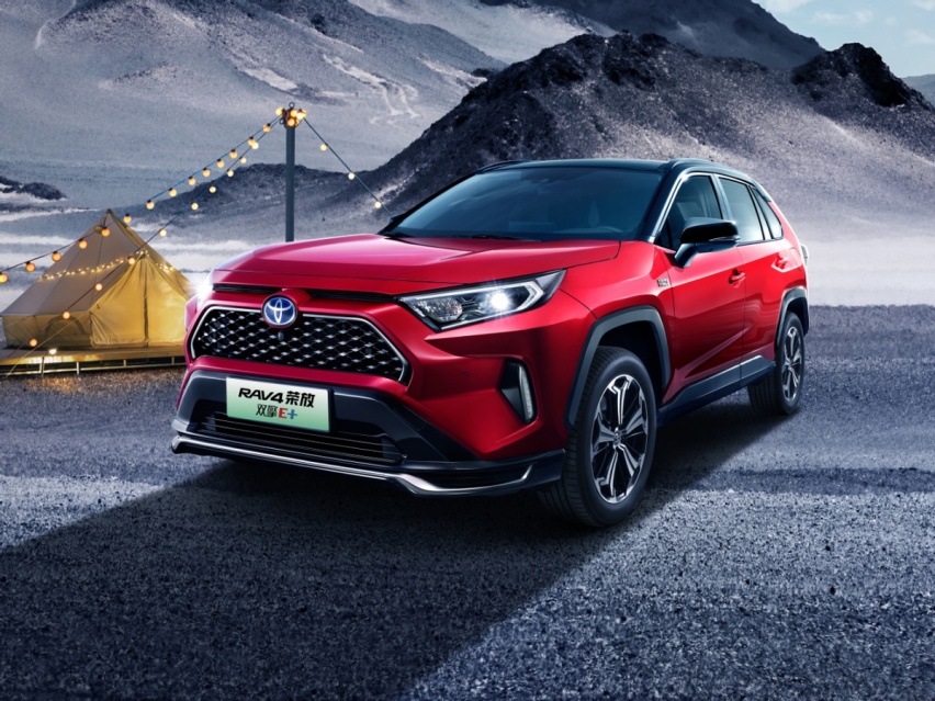吉利银河L7对比一汽丰田RAV4荣放双擎E+ 差距这么大？