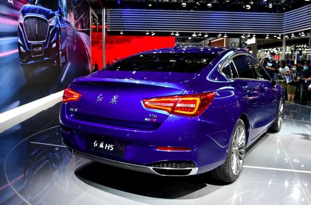 快讯｜全新红旗H5上市 新增1.5T发动机 14.58万元起