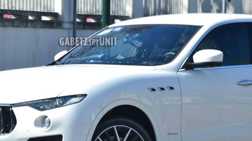 maserati-levante-facelift-spy-shots (1).jpg