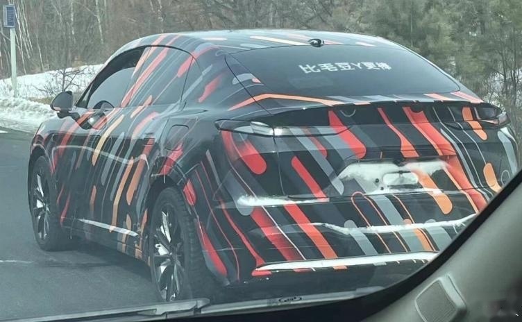 号称小米汽车最大对手！乐道L60实车亮相，空间能打赢Model Y？