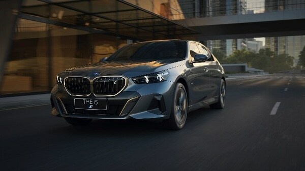 创新纯电动BMW i5长轴距版