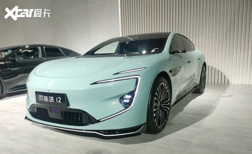 30-40万元级电动中大型车,阿维塔12能单挑极氪001吗?-爱卡汽车爱咖号