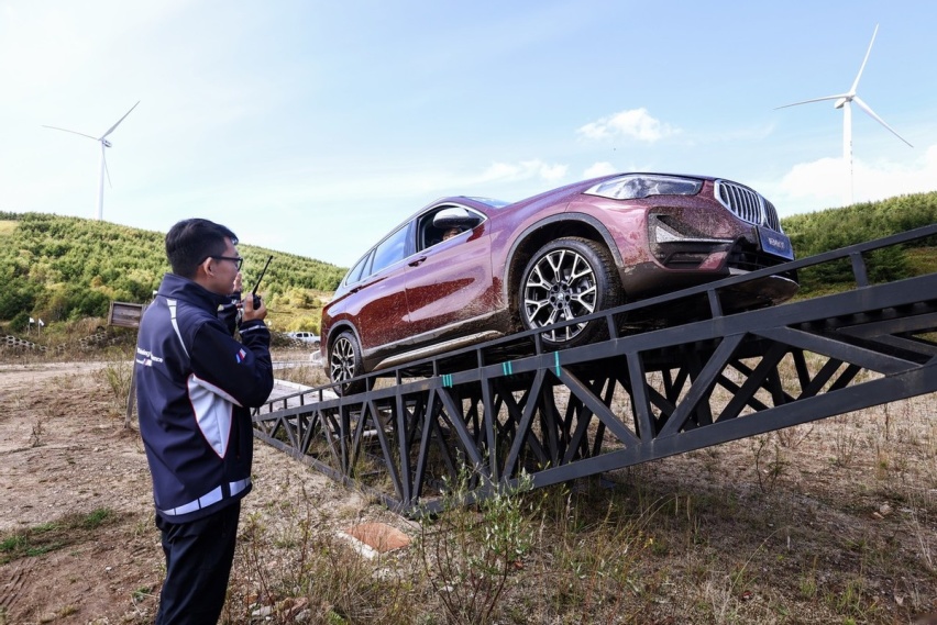 爱生活能越野 和新BMW X1一起感受秋日传“骑”