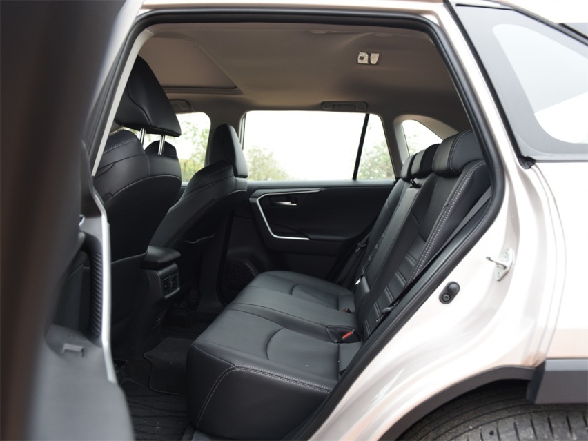 RAV4荣放与威兰达，哪一款更好？