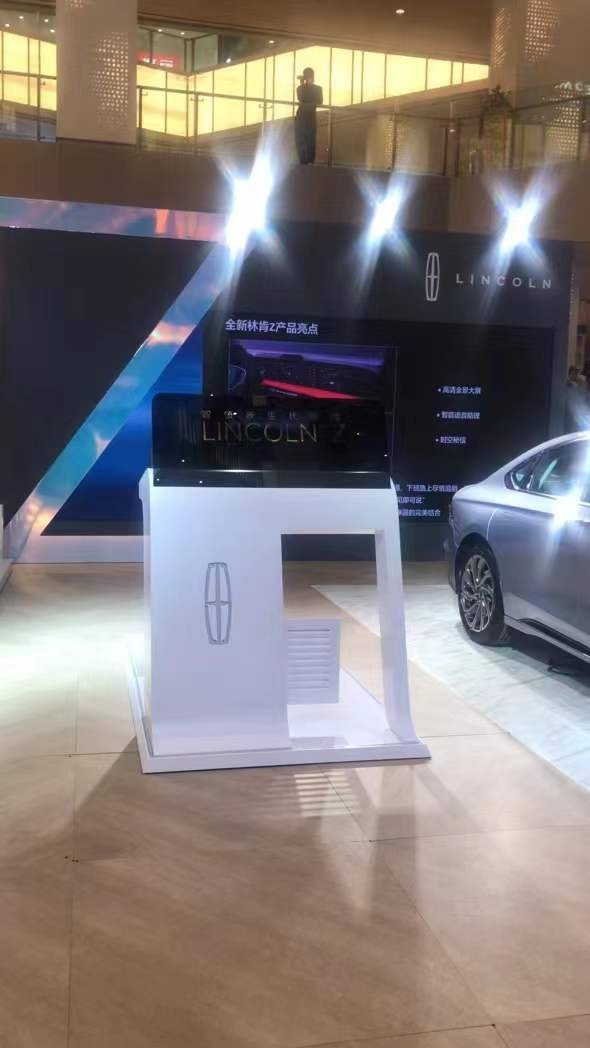 现场就能订车 最豪美系林肯轿车 6.8S破百