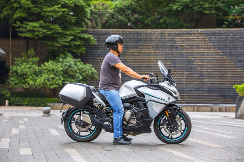 如沐春风——山城体验CFMOTO 400GT