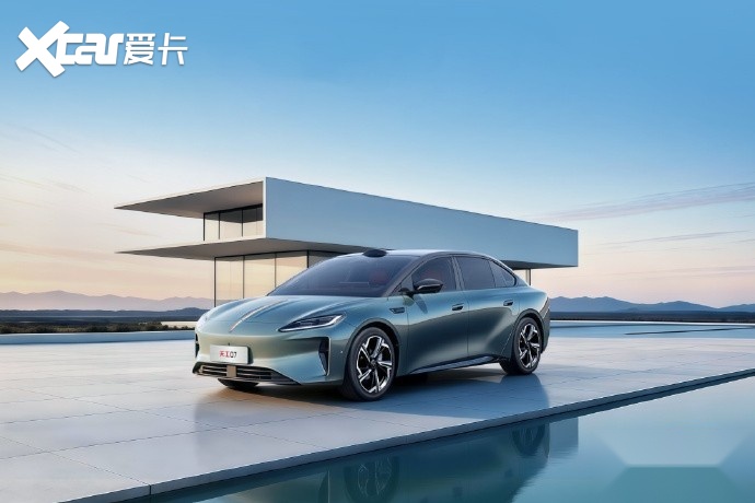 红旗EH7的遗憾，天工07能补上吗？
