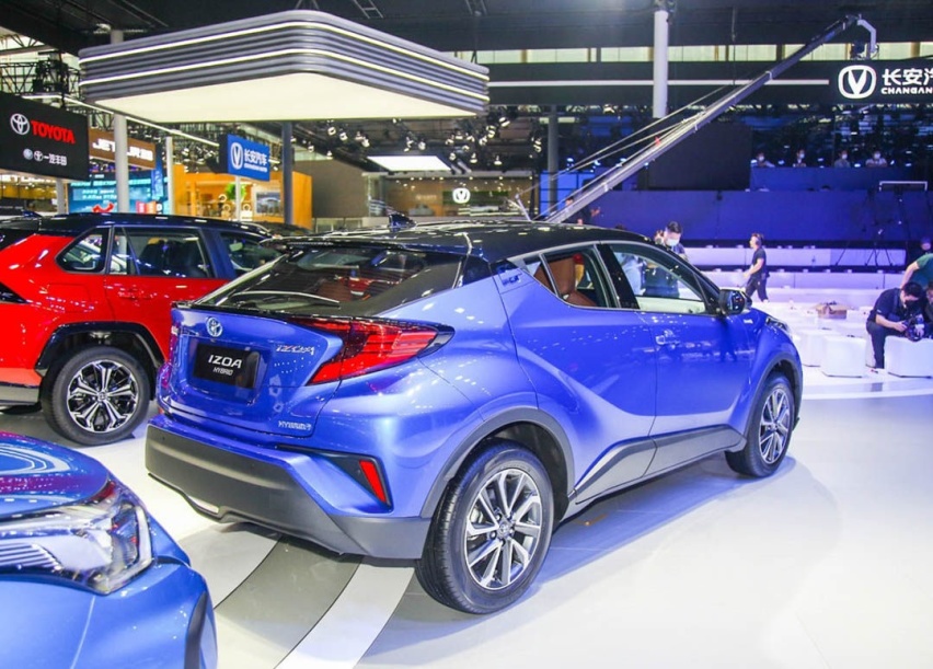 16万起售绝对卖爆！丰田又推新SUV 油耗只要4.5L？