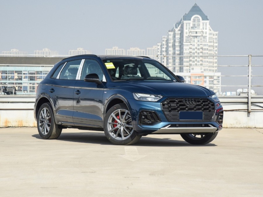 中型豪华SUV该选谁，特斯拉Model Y对比奥迪Q5L