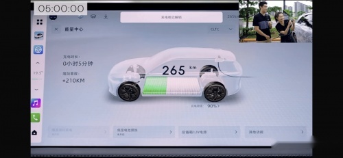 小鹏抢过特斯拉的接力棒，开始领跑智能电车下半场