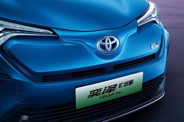 差别在哪？丰田奕泽E进擎对比丰田C-HR EV
