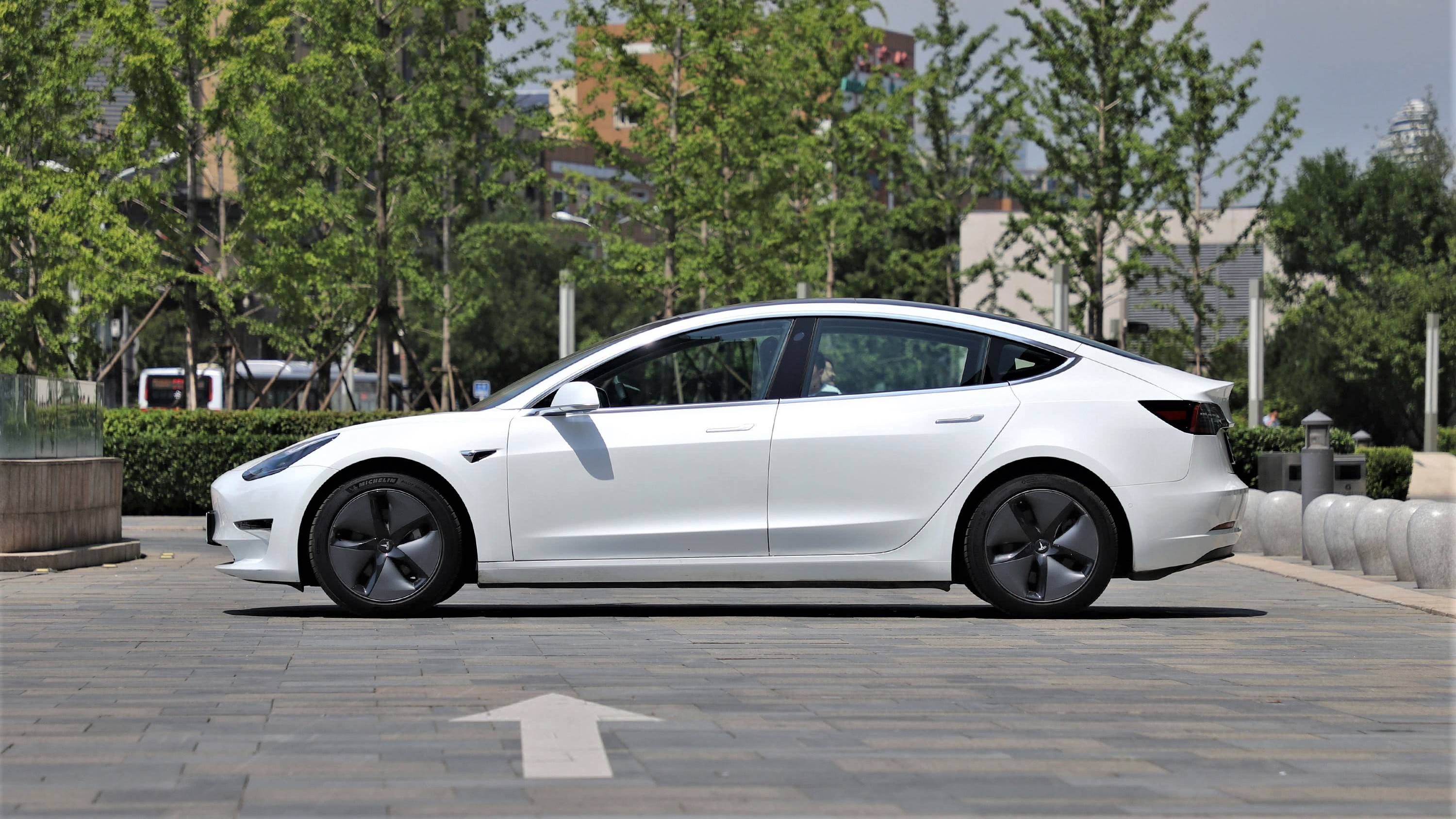 ���aModel Y�A���r���������Ⱥ������F���������M�����I