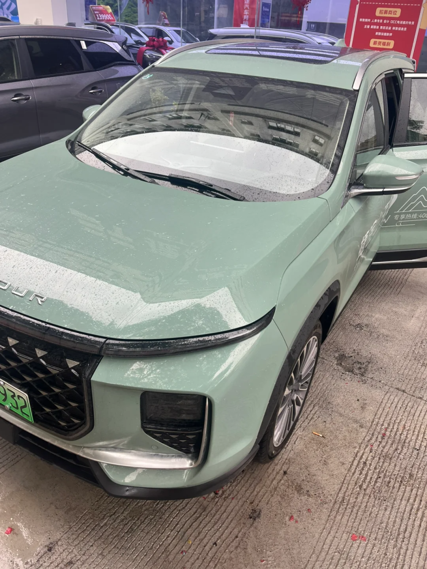 插电混动SUV，纯电续航108km，捷途山海L9日常通勤不用加油