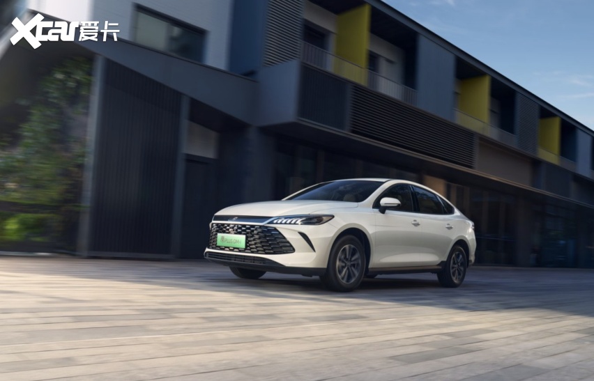 第二代秦PLUS DM-i推出新款了,7.98万起卖