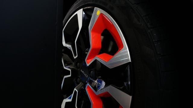 售价14.46万的高端小SUV,到底值不值?领克06实拍