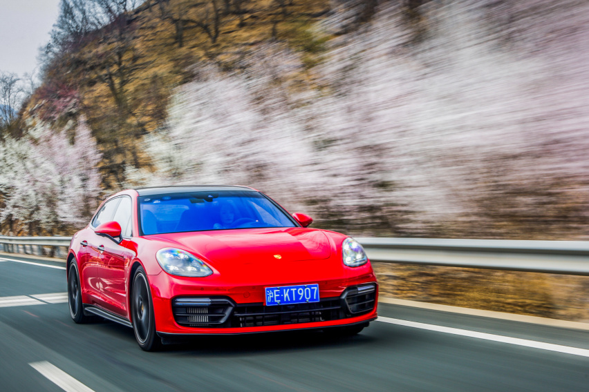 “瓦罐”迷的终极梦想 试驾保时捷Panamera GTS