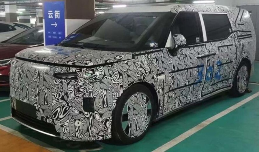 续航或超800km！11月12日中国首发，沃尔沃EM90假想图曝光