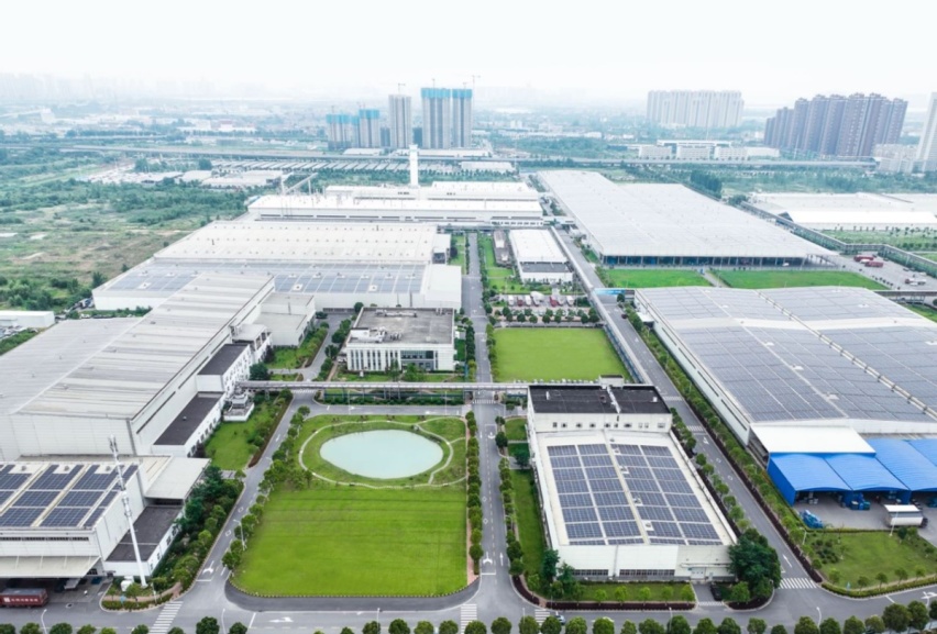 新能源品牌高端之路，唯有技术是关键，靠服务、配置太难