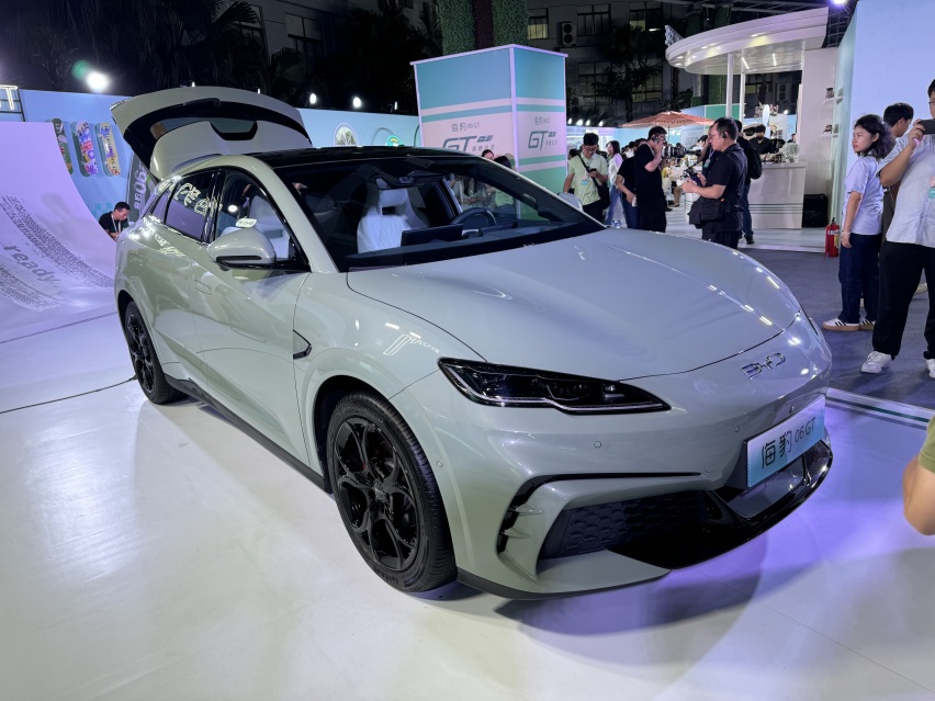 海豹06GT上市13.68起，能不能成为年轻人的第一台电动GT？