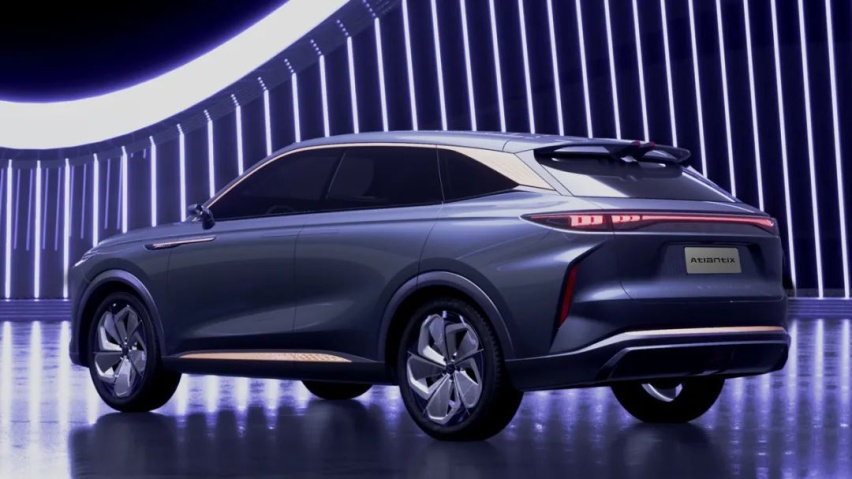 恒驰5订单突破3.7万辆、星途AtlantiX概念车预告图发布…