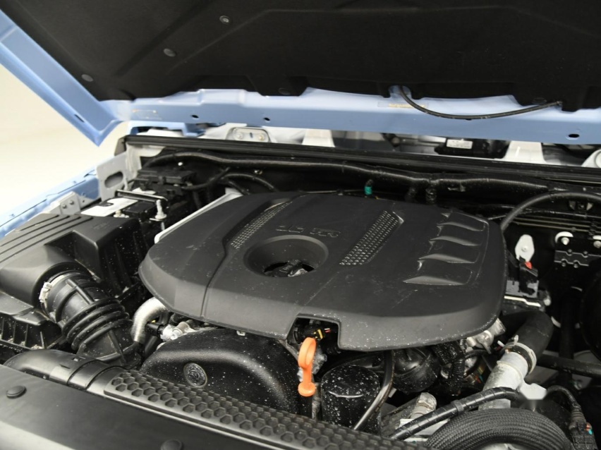 预算20万买越野车，2.0T+8AT，大梁四驱，硬汉造型的BJ40
