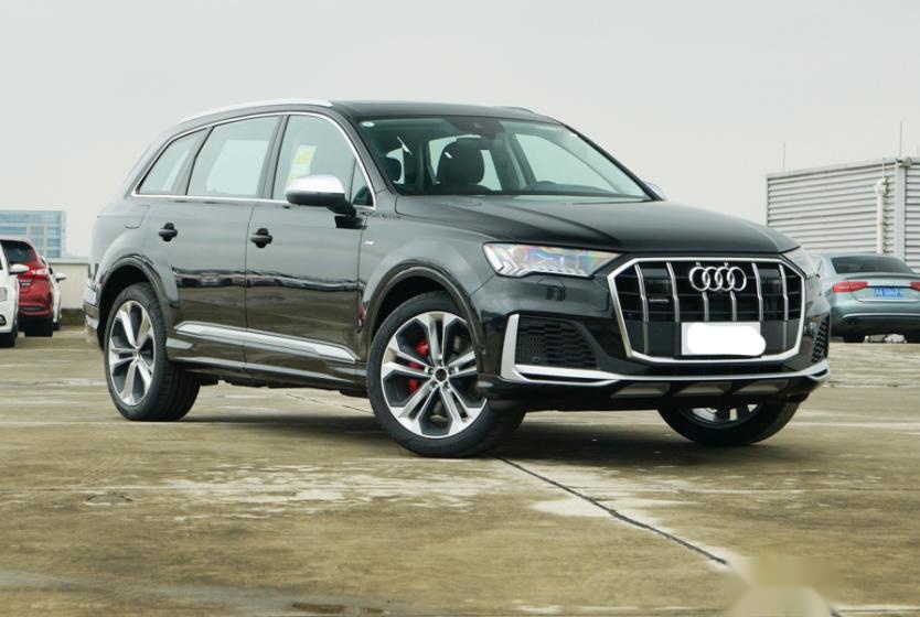 奥迪Q7冰雪运动型上市 3.0T发动机+48V轻混动力够强大