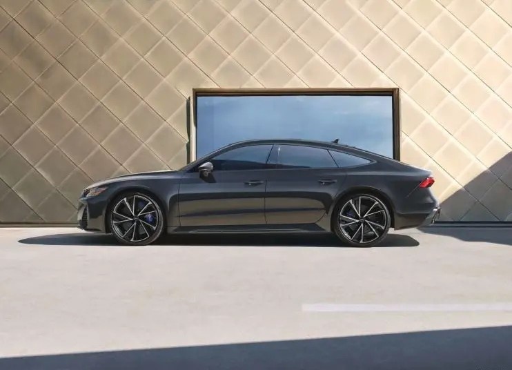 真正“西装暴徒”！奥迪RS 7独家版车型：4.0T V8 600匹马力