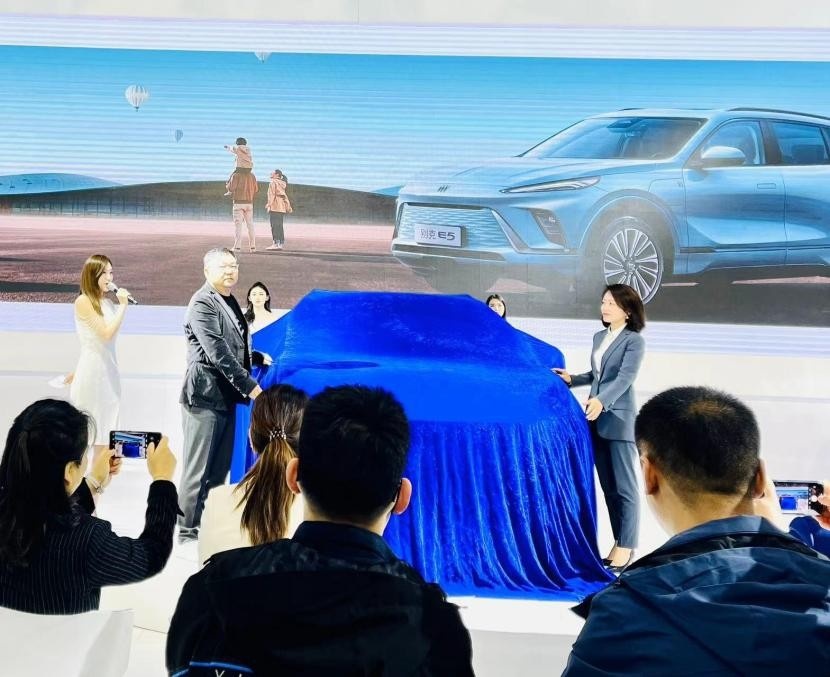 越级大五座智电SUV 20.89万元起别克ELECTRA E5西安上市