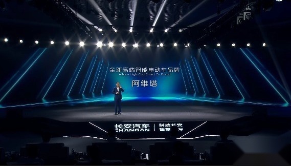 进入华为销售渠道，极狐阿尔法S（HI版）迎来春天？