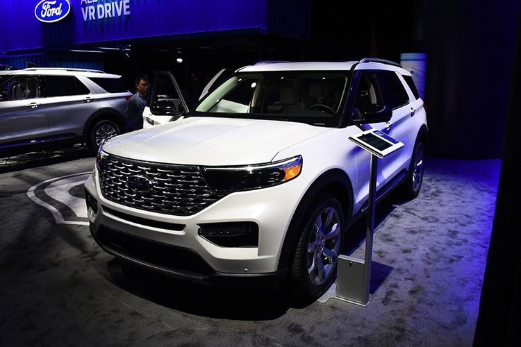 起步3.0T/二排独立座椅，年内上市的它将直接竞争X5/Q7
