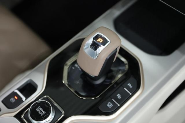 最炫紧凑型SUV 全新吉利icon到店实拍