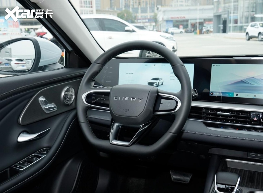 续航1400km，起售价才11.99万，奇瑞风云A8怎么买最值？