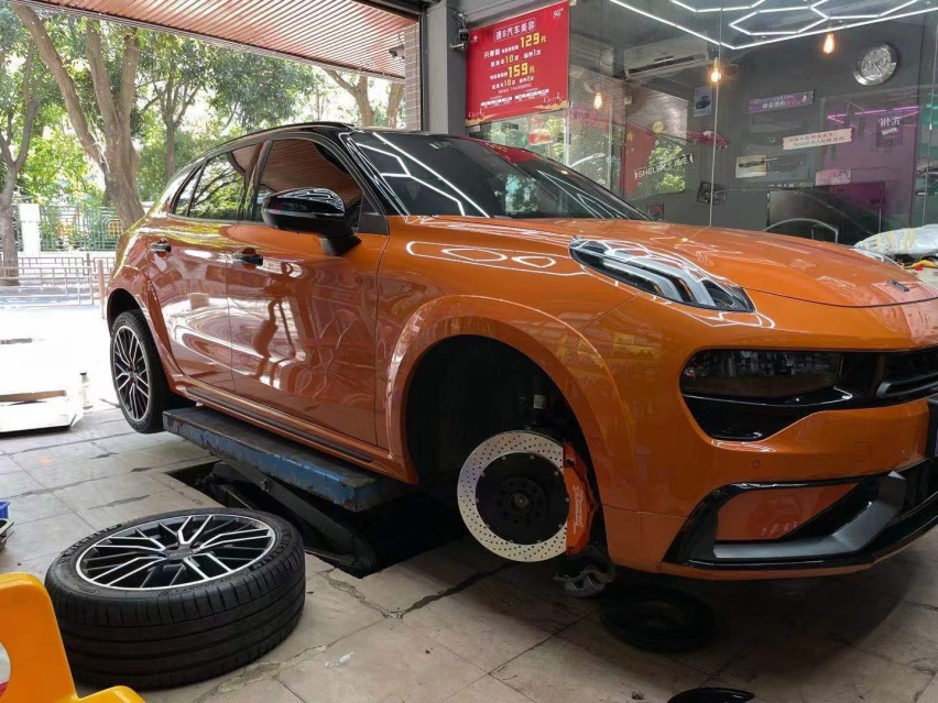 领克02 Hatchback改装升级Rotora刹车 大六活塞