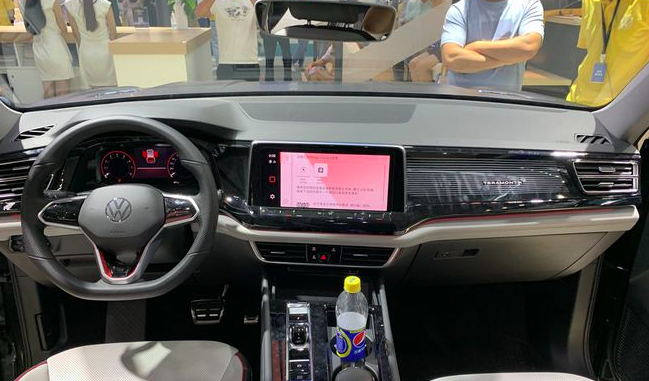 新款途昂X购车手册，推荐530 V6 四驱极夜限定版