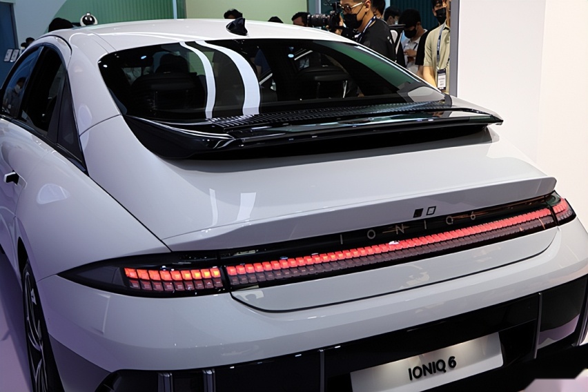 【韩系动向718】现代首款纯电轿车 IONIQ 6,800V快充,18