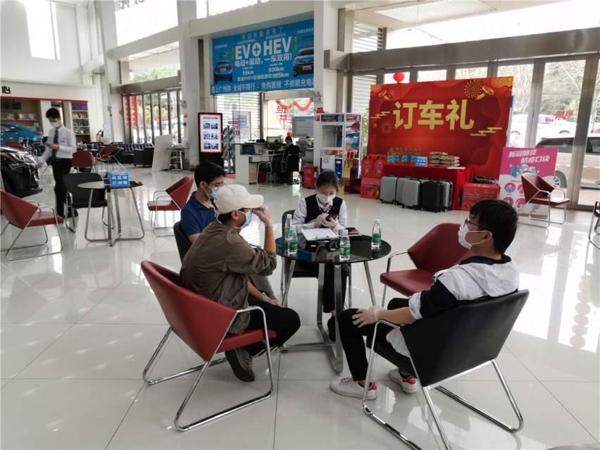 刚提车就降价3万块！买车后最后悔的几件事太扎心了！