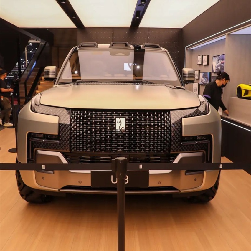 “1000万内最好的豪华SUV”是问界M9，那仰望U8什么水平？