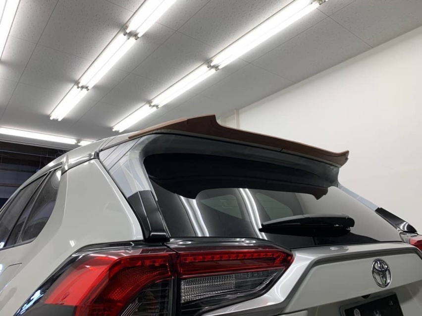 广州车展看到全新一代丰田RAV4不知道怎么改？Rowen外观