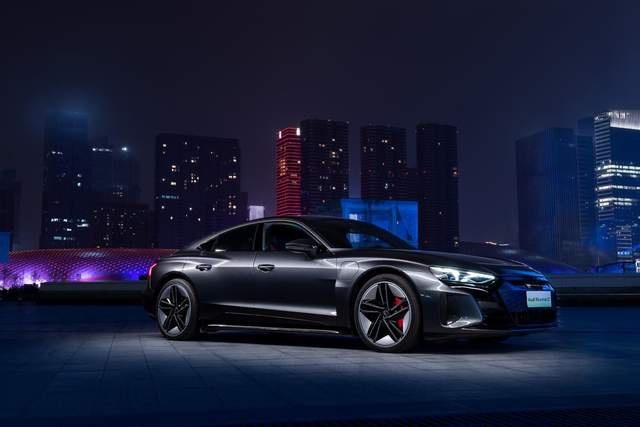 “奥迪首款纯电GT跑车”RS e-tron GT正式预售，预售价148