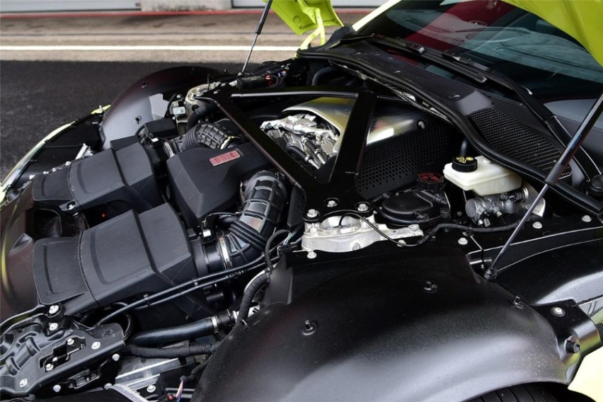 Vantage/AMG GT/R8/迈凯伦GT，200万超选