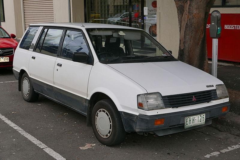 1983年2月上市初期以ssw(sport space wagon)为产品定位的chariot