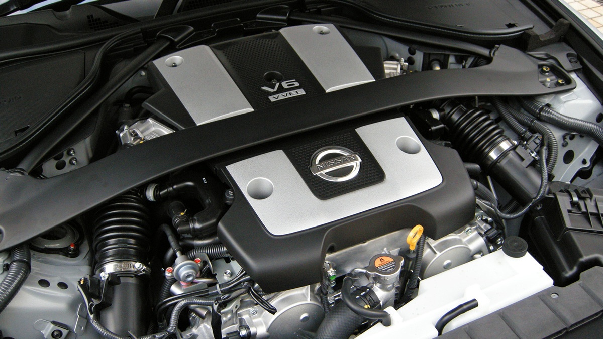 1995年以来,日产的vq系列发动机就开始在国际市场中大放异彩,并且获得