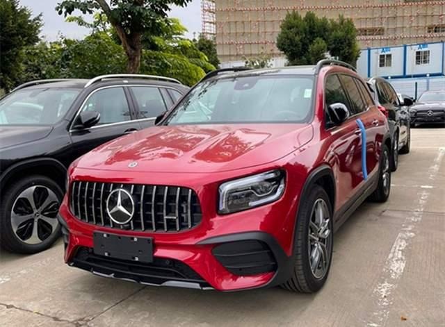 50万内奔驰最强7座SUV！全新AMG GLB实车，全系四驱